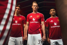 adidas 携手 Manchester United 发布 2024/2025 赛季主场球衣