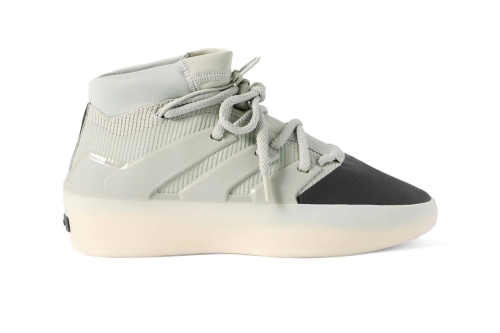 率先近赏 adidas Fear of God Athletics 1 全新配色「Black Toe」鞋款