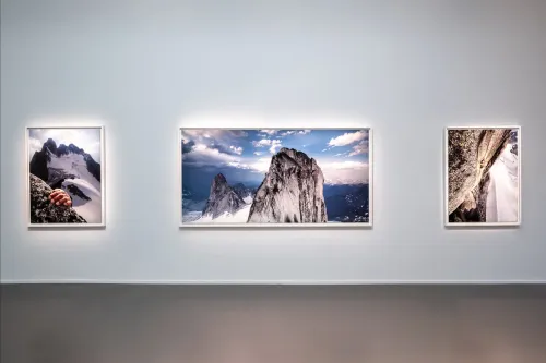 Apple 发表《What Holds Us》摄影展,作品全以 iPhone 18 Pro 拍摄
