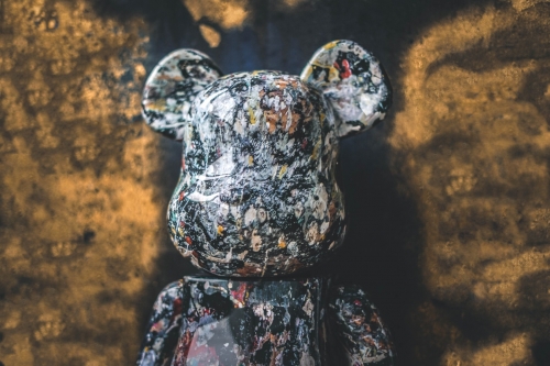 Medicom Toy 推出 Jackson Pollock 泼墨 1000% BE@RBRICK