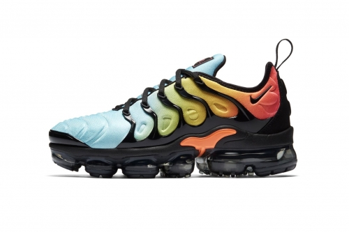 Nike Air VaporMax Plus 全新配色设计「Tropical Sunset」鞋款