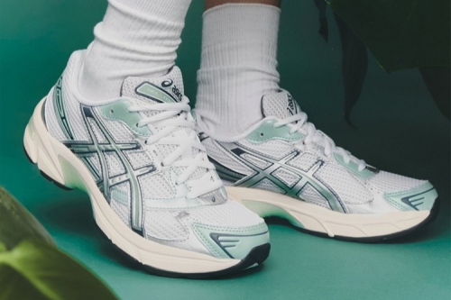 NAKED Copenhagen × ASICS GEL-1130「Sage Green」联名鞋款正式登场