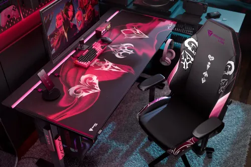 Secretlab 联乘《League of Legends》推出全新 K/DA「FIRESTARTER」系列,点燃电竞桌面美学