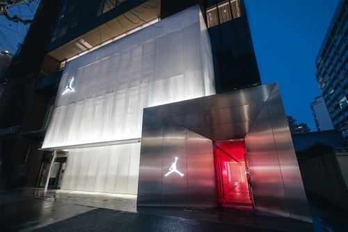 走进 Jordan Brand 全新东京旗舰店 World of Flight