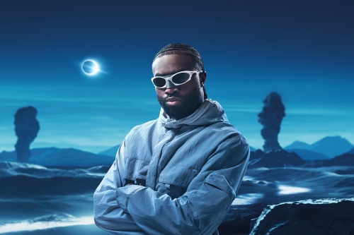 Oakley 推出全新系列「Artifacts From The Future」