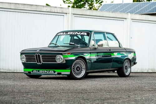 MANHART 打造 BMW 2002 tii ALPINA 全新改装车型「Pig Cheeks」