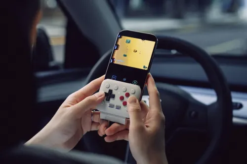 8BitDo 将复古风格 FlipPad G Classic Edition 推向欧洲市场