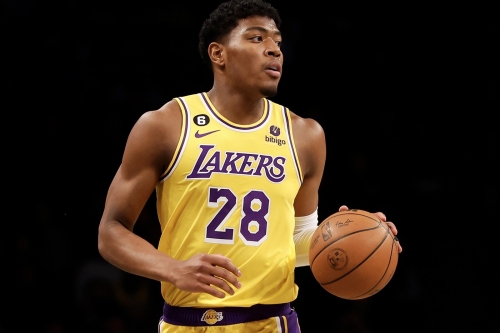 八村垒透露加盟 Los Angeles Lakers 选择背号 28 号原因