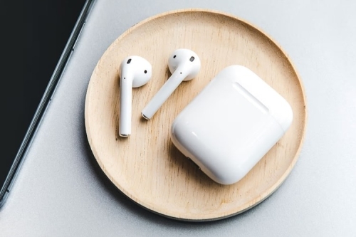 消息称 Apple 计划对「AirPods」进行全方位改版