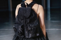 Cecilie Bahnsen × PORTER 首个联乘包袋系列锁定 2025 年 8 月登场