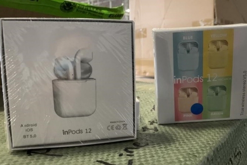 自去年 10 月以来，超过六千万美元的盗版 AirPods 被美国海关扣查