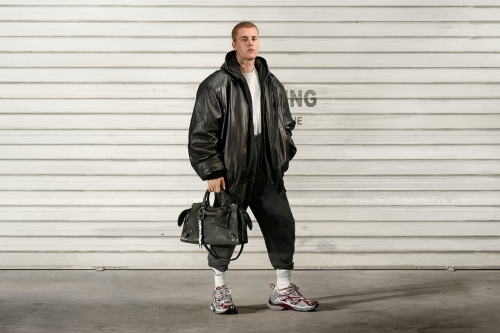 Balenciaga 突袭发布携手 Justin Bieber 全新形象广告大片