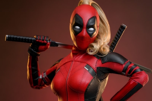 Hot Toys 最新《死侍与狼人》Ladypool 珍藏人偶登场