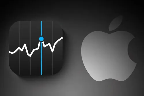 Apple 首次收盘站上 5 万亿美元市值，成为第二家达成这一里程碑的公司