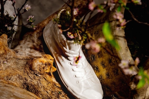 鞋の花艺－Converse Tokyo × Ceramic Japan × .blink 推出全白色 All Star 花瓶