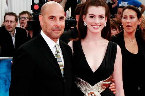 《The Devil Wears Prada 2》原班人马回归！Anne Hathaway 与 Stanley Tucci 正式加盟
