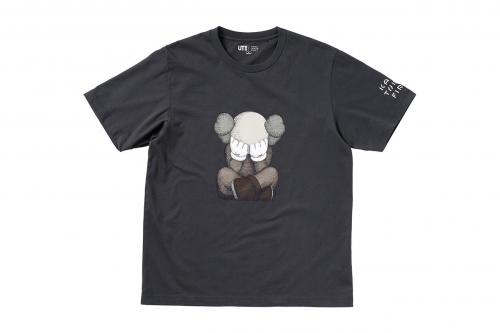 KAWS × UNIQLO UT 最新联名系列突袭登场