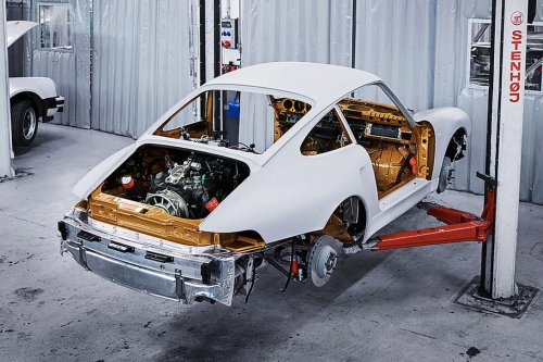 保时捷 Porsche 重制 90 年代经典古董车 993