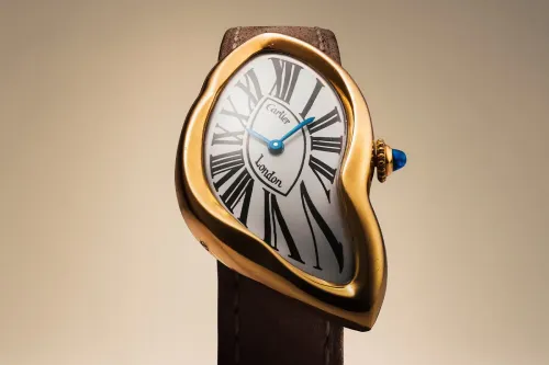 佳士得拍出史上最贵 Cartier 腕表，成交价逾 200 万美元
