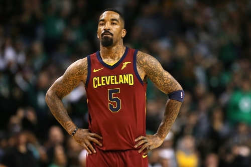 神经刀回归？联盟消息指 J.R. Smith 将在本周于 Lakers 进行试训