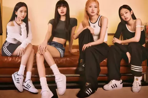 BLACKPINK 全员出镜 adidas Originals「HOME OF CLASSICS」系列最新形象大片