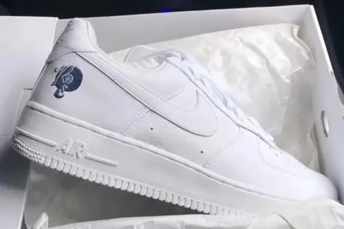 JAY-Z 打造全新 Roc-A-Fella 主题 Nike Air Force 1 Low 鞋款