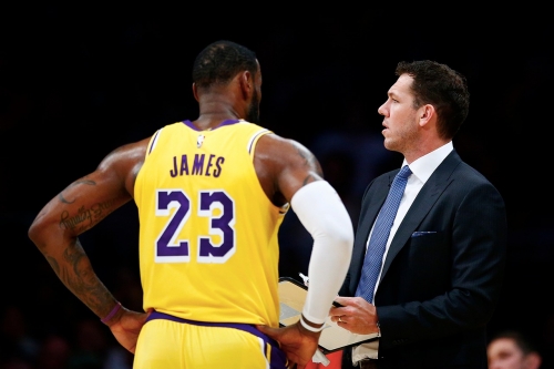 Lakers 前主帅 Luke Walton 确定转投 Kings