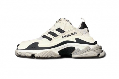 疑似 adidas Originals × Balenciaga Triple-S 联乘鞋款率先曝光