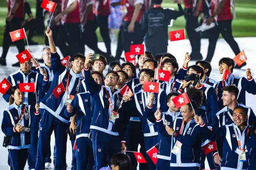 2026 亚运会闭幕,FILA 助力中国香港队以 11 枚金牌创历史佳绩