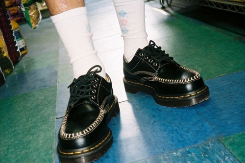 Dr. Martens Lowell 全新系列鞋款正式登场