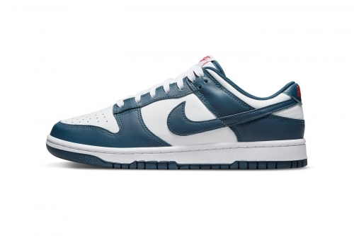 Nike Dunk Low 全新配色「Valerian Blue」鞋款率先亮相