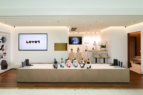 走进 LOVOT 全新上海专门店