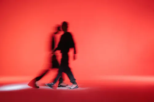 New Balance × DOE 发布全新 2010 鞋款