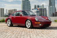 全球唯一一辆 Porsche 911 经典定制车型 RUF CTR1「Redbird」即将拍卖