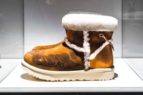 A BATHING APE × UGG 联名系列鞋款将于明年正式发售