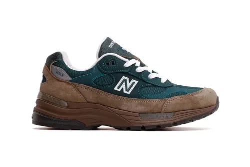 New Balance 推出 992 Made in USA 全新「Medusa Green」配色鞋款