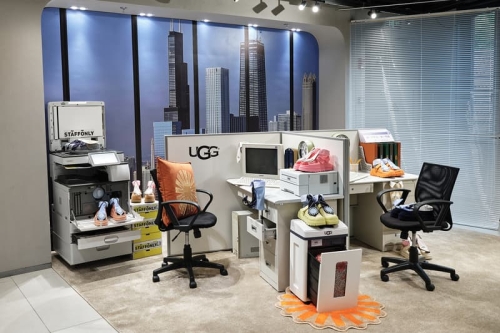 走进 STAFFONLY 限时展览空间「抽象 Office」