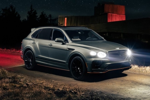 宾利 Bentley 全球限定一辆 Bentayga Speed「Space Edition」定制车款亮相