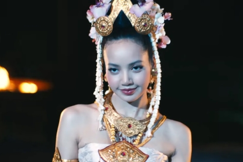 Lisa 出演 Max 人气影集《白莲花大饭店/白莲会》第 3 季「上线日期、最新预告」正式发布