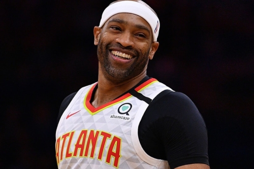 NBA 传奇球员 Vince Carter 正式宣布退役