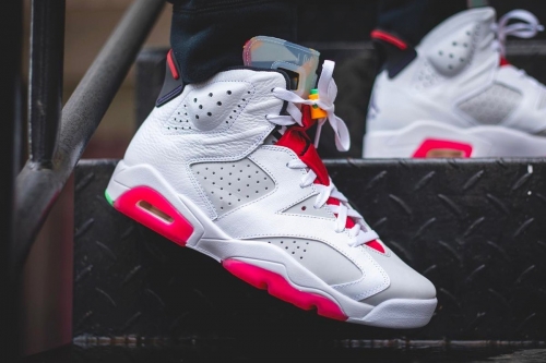 率先近赏 Bugs Bunny 主题之 Air Jordan 6「Hare」全新配色鞋款