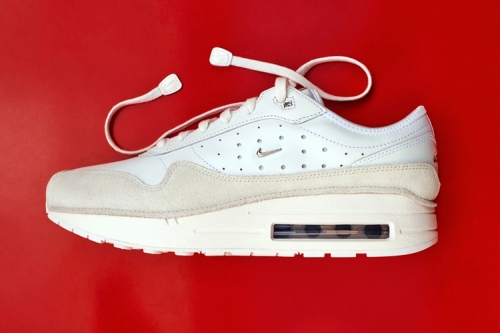 Jacquemus × Nike Air Max 1 '86 联乘系列鞋款正式发布