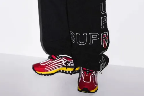 Supreme 预告将于 2026 年秋冬推出 Nike Air Max 2001 Ecstasy 联乘鞋款