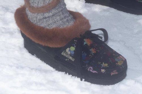 DIRDDY 改造 Clarks Originals Wallabee 鞋款演绎「Grandma Core」怀旧奶奶风