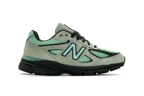 率先预览 New Balance 990v4 Made in USA「Silver Moss」配色鞋款