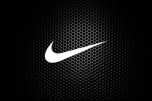 Nike 第四季总收入及盈利均超过预期