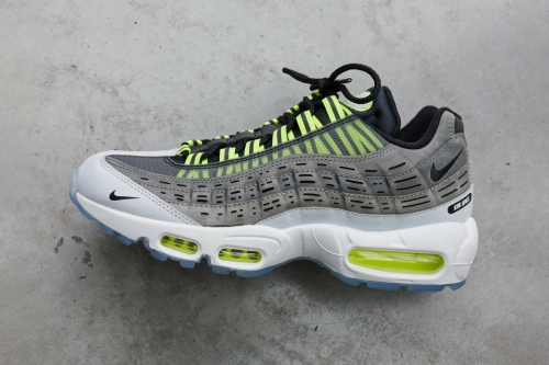 Kim Jones × Nike Air Max 95 最新联名系列正式登场