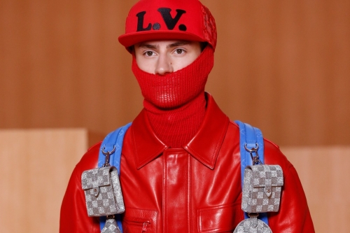 报告显示 Louis Vuitton 2022 春夏系列打破 1.3 亿直播观看记录