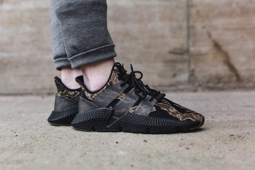 UNDEFEATED × adidas Consortium 联名 Prophere 上脚一览