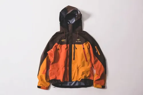 ARC'TERYX × BEAMS 双周年纪念:2026 秋冬「KOYO」系列登场